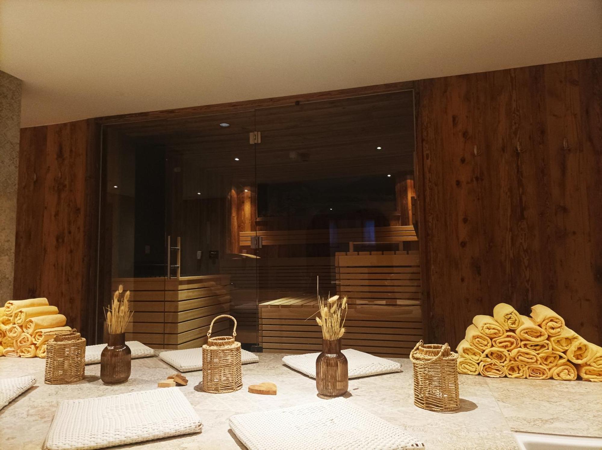 Hotel Kanisfluh Mellau Ngoại thất bức ảnh