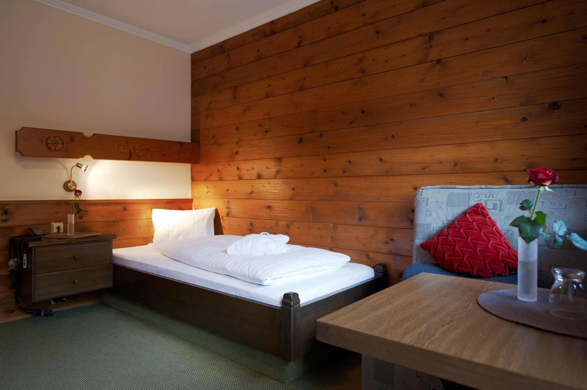 Hotel Kanisfluh Mellau Ngoại thất bức ảnh